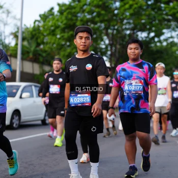 Runner Photo 4140666
