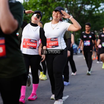 Runner Photo 4140684