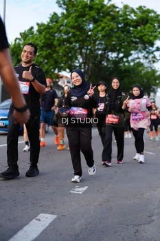 Runner Photo 4140694