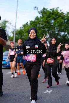 Runner Photo 4140698