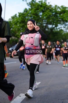 Runner Photo 4140705