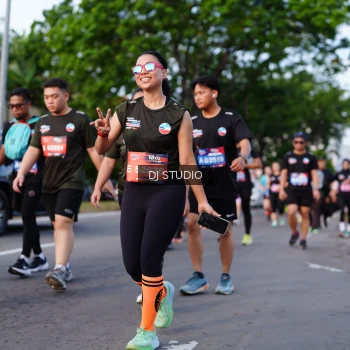 Runner Photo 4140714
