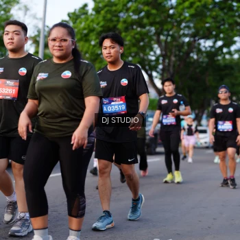 Runner Photo 4140716