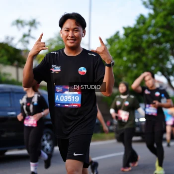 Runner Photo 4140718