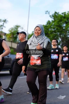 Runner Photo 4140732