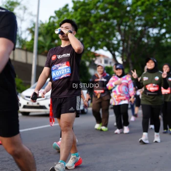 Runner Photo 4140740