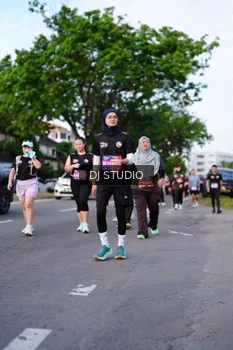 Runner Photo 4140747