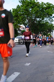 Runner Photo 4140753