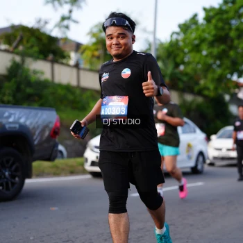 Runner Photo 4140764