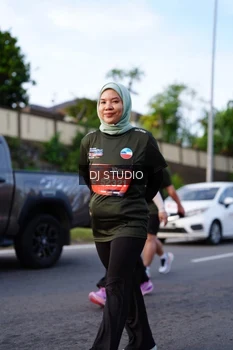Runner Photo 4140769