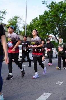 Runner Photo 4140770