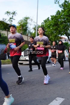 Runner Photo 4140771