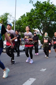 Runner Photo 4140772