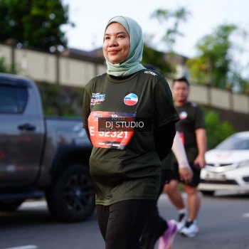Runner Photo 4140774