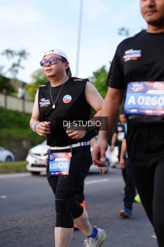 Runner Photo 4140775