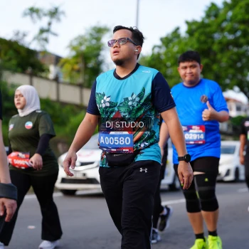 Runner Photo 4140778