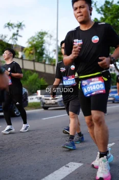 Runner Photo 4140821
