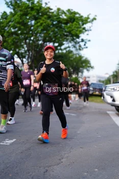 Runner Photo 4140834