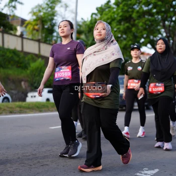 Runner Photo 4140845