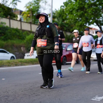 Runner Photo 4140848