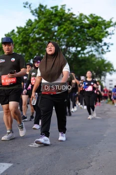 Runner Photo 4140852