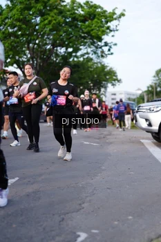 Runner Photo 4140853