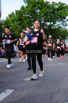 Runner Photo 4140856