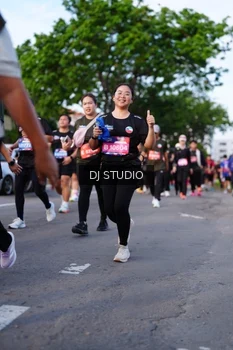 Runner Photo 4140859