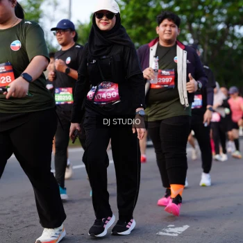 Runner Photo 4140867