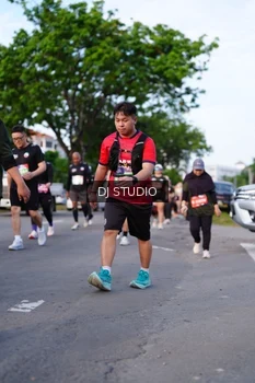 Runner Photo 4140872
