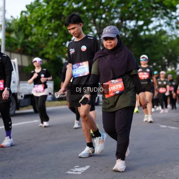 Runner Photo 4140880