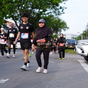 Runner Photo 4140881