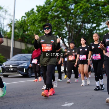 Runner Photo 4140891