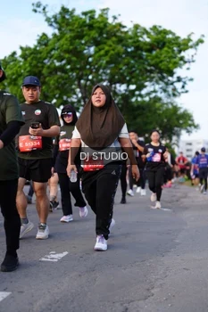 Runner Photo 4140894