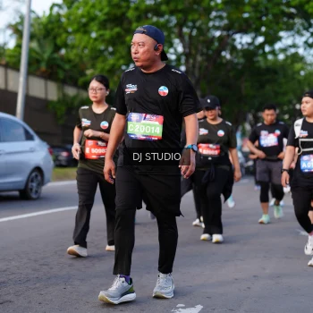 Runner Photo 4140912