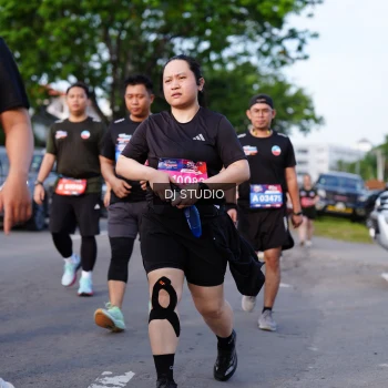 Runner Photo 4140915