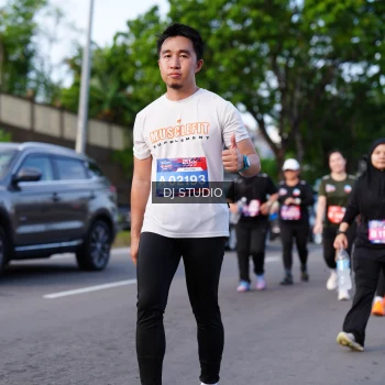 Runner Photo 4140923