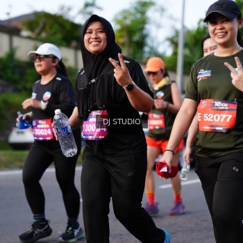 Runner Photo 4140933
