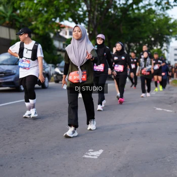 Runner Photo 4140941