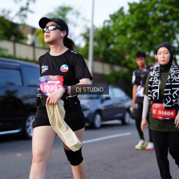 Runner Photo 4140955