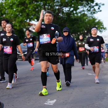 Runner Photo 4140961