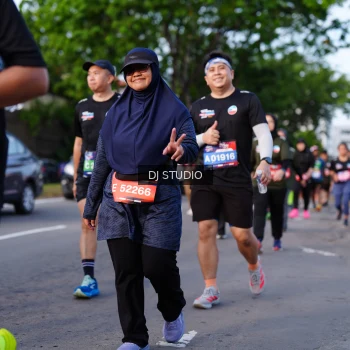 Runner Photo 4140966