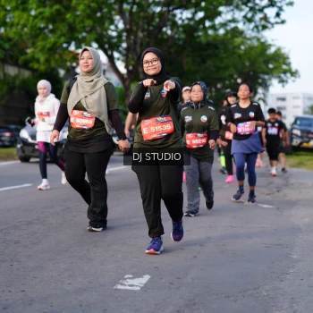 Runner Photo 4140968