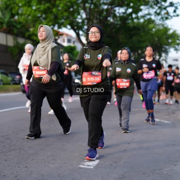Runner Photo 4140972