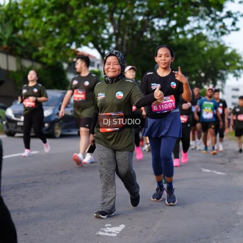 Runner Photo 4140973