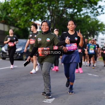 Runner Photo 4140976
