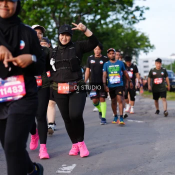 Runner Photo 4140980