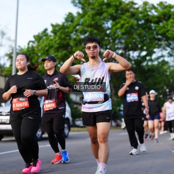 Runner Photo 4140999