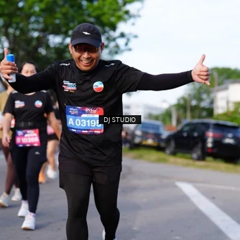 Runner Photo 4141076