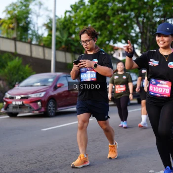 Runner Photo 4141084
